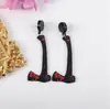 Pendientes de Acrílico Impreso Rojo con Forma de Cuchillo Transfronterizos Europeos y Americanos Pendientes Accesorios para Orejas Moda Femenina Pendientes de Halloween