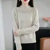 Camiseta de base calada de nuevo estilo con bordes enrollados, prendas de punto listas para usar para mujer, otoño e invierno, cuello semi-alto, mangas largas, 2026