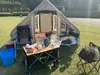 Tienda Inflable SENLEETO de Fácil Montaje 6.3 m² para Acampar con Ventilación para Aire Acondicionado, Abertura para Estufa y Ventana Cenital Glamping en 3 Minutos 4-6 Personas UPF50+ 420D Oxford