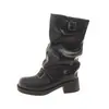 Botas Martin de Salto Grosso com Fivela Vintage, Novas Botas Versáteis Pretas de Cano Médio Plissadas para Outono/Inverno, Botas para Calças de Solado Grosso