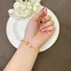 Nova Pulseira Vietnamita de Ouro de Areia Estilo Chinês, Pulseira de Franja Flor com Cravação de Diamante de Luxo Leve para Mulheres, Cobre Banhado a Ouro, Cor Duradoura, Joia de Mão