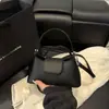Bolsa Francesa da Moda para Mulheres Verão 2025 Nova Moda Bolsa Transversal Estilo Coreano Bolsa Baguete de Ombro Portátil