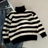Ropa de Punto de Cuello Alto de Otoño e Invierno para Niños Ropa de Punto Rayada para Niños 2025 Nuevo Top Casual Ropa de Punto de Manga Larga para Bebé Trendy