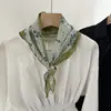 Bufanda de Diamantes con Estampado de Colores Combinados Nueva para Primavera y Verano Bufanda Floral Fina Suave Bufanda Pequeña Elegante Versátil para Vestido de Transmisión en Vivo Bufanda de Seda