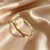 Pulsera con Incrustaciones de Pedrería Hexagonal de Panal, Lujo Ligero, Versátil, Acero de Titanio, Resistente al Desgaste, Pulsera de Muñeca de Nicho de Gama Alta, Joyería de Mano para Viajes Diario para Mujeres