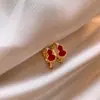 Aretes de Aro con Diamantes y Zirconia de Giro Dorado para Mujer Nuevos Aretes Franceses Retro de Alta Gama Aretes Elegantes Versátiles