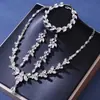 Conjunto de Tres Piezas de Moda Europea y Americana: Collar, Pendientes y Pulsera, Versátil Conjunto de Aleación para Novia Galvanizado Incrustado de Diamantes, Venta al por Mayor Transfronteriza