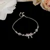 Champagne Sakura! Pulseira de Zircônia Flor Rosa Doce, Pulseira de Nicho de Luxo Leve, Luz Suave, Iluminadora, Joia Feminina Fresca e Elegante