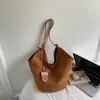 Bolso de Gamuza de Color Puro Estilo Coreano para Mujer 2025 Nuevo para el Trabajo Gran Capacidad Simple de un Solo Hombro Bolso Tote para Llevar en la Axila o a Mano para Mujer