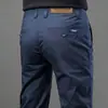 Pantalones casuales de alta gama italianos para hombre, pantalones rectos elásticos de corte ajustado, nuevos pantalones de verano 2026 para negocios antiarrugas