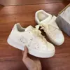 Zapatos Casuales Coreanos de Alta Apariencia Estilo Universitario para Mujer, Zapatos de Entrenamiento Alemanes de Marca de Moda, Tenis Originales Populares de Caña Baja Super Calientes Antideslizantes
