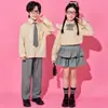 Fantasias de performance para crianças, trajes de formatura do jardim de infância, uniformes de cheerleading, fantasias para celebrações do Dia Nacional, trajes para competições de coral e declamação do ensino fundamental