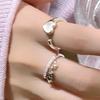 Anillo abierto en forma de corazón de ópalo, sencillo, combinable con todo, para parejas de celebridades en línea, anillo de dedo índice con mariposa que gotea aceite.