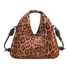 Bolsa de Mão Retrô Casual Estampa de Leopardo para Mulheres 2025 Outono Novo Estilo Luxo Acessível Bolsa de Ombro Único Transversal
