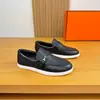 Mocasines de piel de vacuno de capa superior para hombre, zapatos casuales blancos sin cordones con hebilla metálica, cuero genuino, suministro transfronterizo