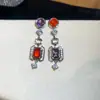Pendientes de botón geométricos cuadrados con circonita chapados en oro real de 18 quilates, pendientes estilo palacio vintage, pendientes de lujo ligero de alta gama para mujer