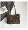Bolsa Tote Retrô com Estampa de Leopardo Tendência para Mulheres, Nova de Grande Capacidade, Única, Nicho, Alta Qualidade, Bolsa de Ombro Versátil