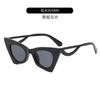 Gafas de sol de ojo de gato triangulares transfronterizas nuevas 2022 Gafas de sol de moda para mujer estilo ins europeo y americano con patilla hueca de ola