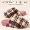 Pantuflas de Algodón a Cuadros de Suela Gruesa Retro para Hombres y Mujeres en Otoño e Invierno Felpa Cálida para el Hogar Familiar Interiores y Exteriores Suela Gruesa Antideslizante Pantuflas de Hombre