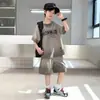 Conjunto de Verano para Niños 2026 Estilo Nuevo para Niños Mayores, Conjunto Delgado Transpirable con Degradado y Rasgados de Manga Corta para Niños de Verano, Moderno