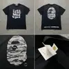 Camiseta unisex de manga curta da marca tendência BAPE, co-branded com design de camuflagem de cabeça de macaco, caimento solto de alta qualidade