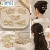 Pinzas para el Cabello de Perlas Incrustadas con Diamantes de Lujo Ligero con Múltiples Estilos, Broches en Forma de Rana, Pasadores Accesorios para Fijar Flequillo Lateral y Cabello Suelto