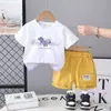 Conjunto de Verano para Niños 2026 Estilo Nuevo Ropa para Bebés y Niños Delgada Dibujos Animados Dinosaurio Cuello Redondo Manga Corta Conjunto de Dos Piezas