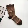 [Tejido Doble] Calcetines de Estilo Étnico para Hombre hasta Media Pantorrilla Estilo Retro Bosque Coreano Dongdaemun Estilo Universitario Camping Senderismo