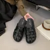 Adorno de cabeça romano trançado meias-sapatilhas femininas roupa de verão 2026 novos sapatos preguiçosos slip-on sandálias de sola plana da moda