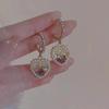Pendientes coreanos de flores frescas y coloridas para mujer, modernos y ligeros, de lujo, con perlas de amor y un toque de estilo.
