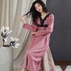 Primavera e Outono Novo Pijama de Algodão Mulheres de manga comprida confortável Doce bonito de médio comprimento camisola Outer Wear Home Clothes