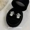 Pendientes Sencillos y Exquisitos de Estrella Brillante con Cola de Diamante, de Moda y Versátiles, con un Diseño de Lujo Ligero y una Sensación de Alta Gama