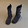 Textura de caxemira fivela de camurça retrô francesa bico redondo botas de tornozelo novo verão salto grosso botas de cowboy femininas estilosas