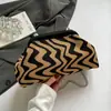 Bolsa de Ombro Casual Tricô Ondulado Outono 2025 Listrada Grande Capacidade Bolsa de Clipe Diária Bolsa Tiracolo Casual