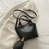 Bolsa de Mão Casual e Estilosa para Mulheres 2026 Nova Moda Bolsa Saco para o Dia a Dia com Toque de Luxo e um Design Transversal Chique