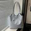 Bolso de mano tipo tote de lona casual estilo ins coreano para mujer, nuevo modelo verano 2026, de gran capacidad, versátil, para ir al trabajo