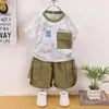 Roupa de Verão 2026 Novo Estiloso Infantil Gola Redonda Casual Manga Curta Conjunto de Duas Peças para Meninos Moda