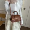 Bolsas de Diseño de Nicho de Gama Alta Verano 2026 Nuevas Bolsas para Mujer Bolso Cruzado de Moda para el Trabajo Bolso de Hombro Único Tipo Sillín