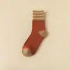 Calcetines de invierno para mujer, otoño e invierno, forro polar, calcetines gruesos de rizo, a rayas, moda, cálidos, a prueba de frío, longitud hasta la mitad de la pantorrilla, calcetines de moda largos