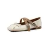 Zapatos bajos británicos versátiles de tacón grueso de 2 cm, con tiras cruzadas, puntera cuadrada estilo Miu, huecos, puntera cerrada para mujer de alta gama