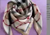 Bufanda Cuadrada Cálida de Nuevo Estilo 2025 con Hebilla Magnética, Bufanda Triangular de Seda, Bufanda de Algodón para Mujer, Bufanda Elegante para el Cuello para Primavera, Otoño e Invierno, Versátil y Elegante