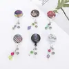 Chaveiro retrátil artístico para atacado de fabricantes, chaveiro retrátil redondo com diamantes completos, porta-crachá criativo, porta-crachá de identificação