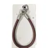 Nova pulseira de couro triangular com fivela dupla para celular, acessório universal, pulseira simples com fivela dupla, corrente de suspensão anti-queda