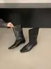 Primeiro Encontro Ji Bota de Equitação Quadrada Estreita Salto Anabela Afinando Panturrilha Larga Feminina 2026 Outono/Inverno Nova Bota Média Simples Francesa