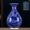 Vaso Pequeno de Porcelana Azul e Branca Antigo Jingdezhen Cerâmica Clássica Chinesa Arranjo de Flores Sala de Estar Gabinete de Vinho Sala de Chá Ornamentos