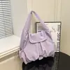 Bolsa tote casual estilo coreano con cierre de broche de presión tipo tapa abatible, con un ambiente relajado, plisado, simple y casual, adecuada para parejas, para ir al trabajo, bolso de hombro