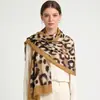 Bufanda de seda con estampado de leopardo y dunas transfronterizas de comercio exterior, de satén y algodón, suave al tacto, larga, para primavera y otoño.