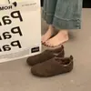 Mocassins de Veludo Planos Estilo Retro Francês de Nicho, Sapatos Slip-On Gorro Novo Estilo Inverno, Sapatos Femininos de Solado Macio