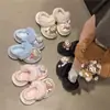 Chinelos de inverno femininos Mary Jane EVA com sola grossa para uso externo, forrados com fleece, antiderrapantes, sola grossa, Sheri Mei, chinelos fofos de algodão