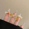 2025 Pulsera de Perlas Más Vendida para Mujer Versátil Gama Alta Nuevo Estilo Chino Retro Pulsera de Mano Temperamento Joyería de Mano Mariposa Venta al por Mayor